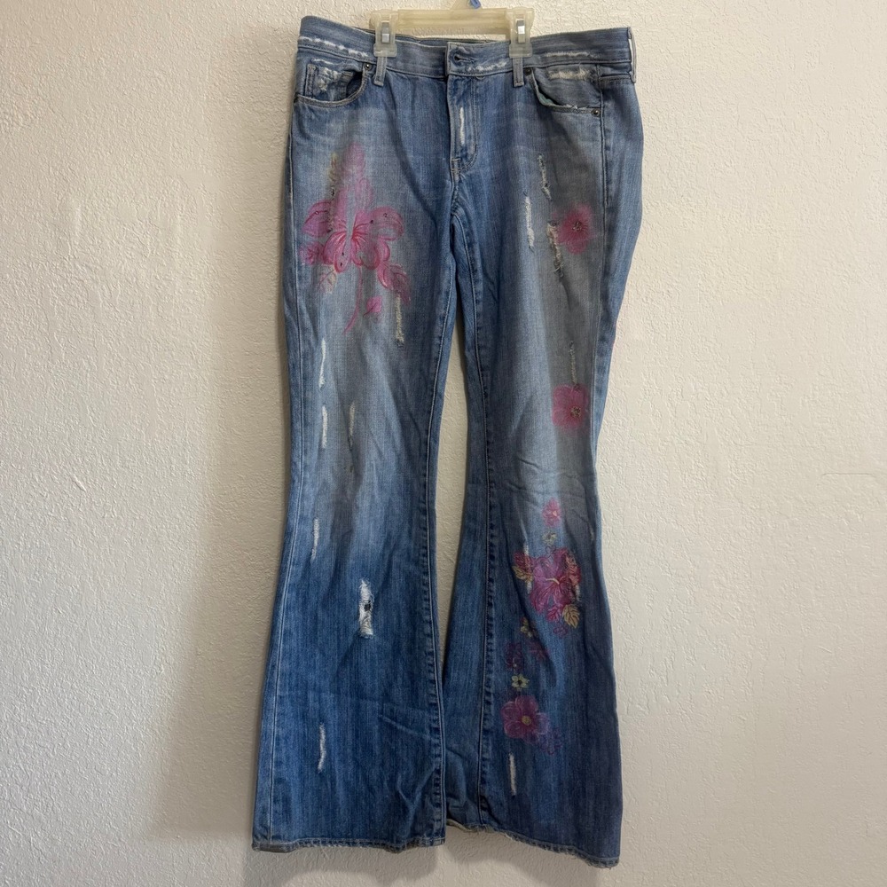 GUESS Premium Flared Blue Jeans Women's‎ Size 29 Pink Floral Painted Distressed